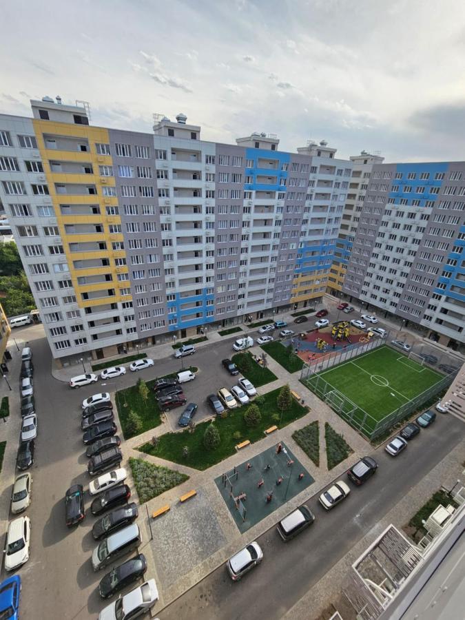Deluxe Apartments Almaty Luaran gambar